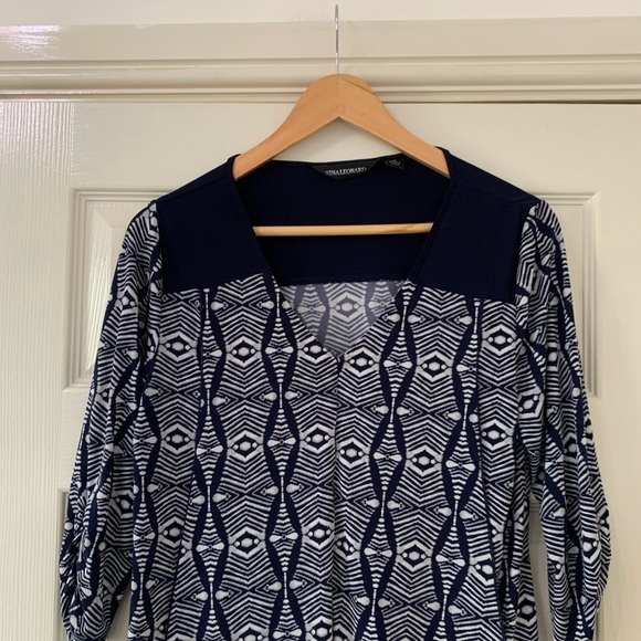 Nina Leonard Size M Top Womens 3/4 Sleeves A Symmetrical Blue Casual - Picture 3 of 6